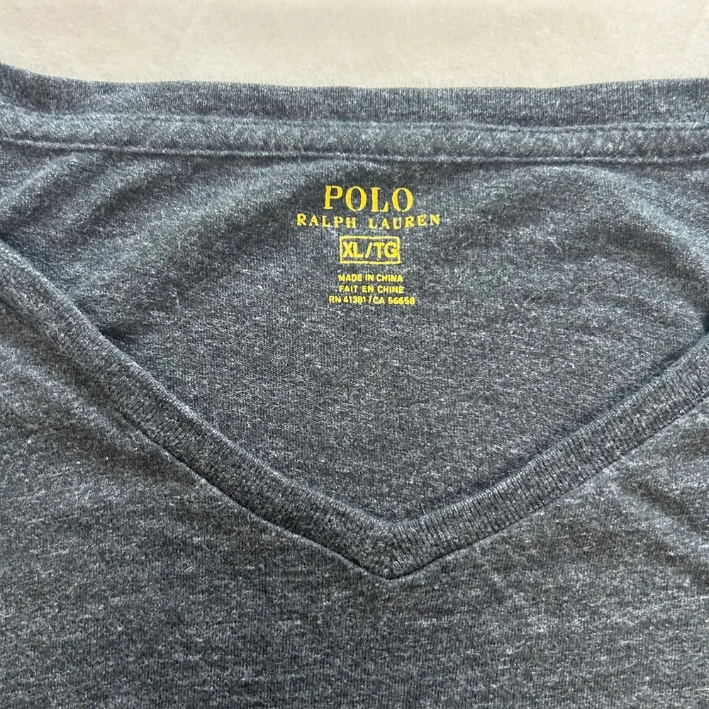 Polo Ralph Lauren Mens XL Gray V-Neck Long Sleeve T-Shirt Pink Pony Logo Cotton